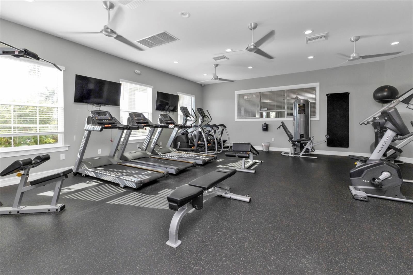 7676 MIKASA DR, PUNTA GORDA, FL, 33950