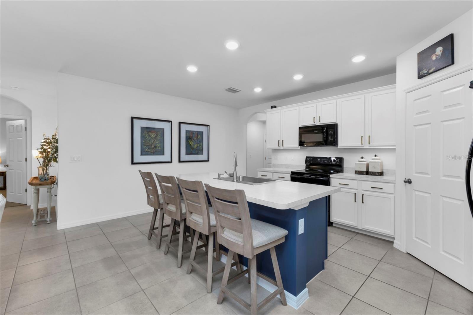 7676 MIKASA DR, PUNTA GORDA, FL, 33950