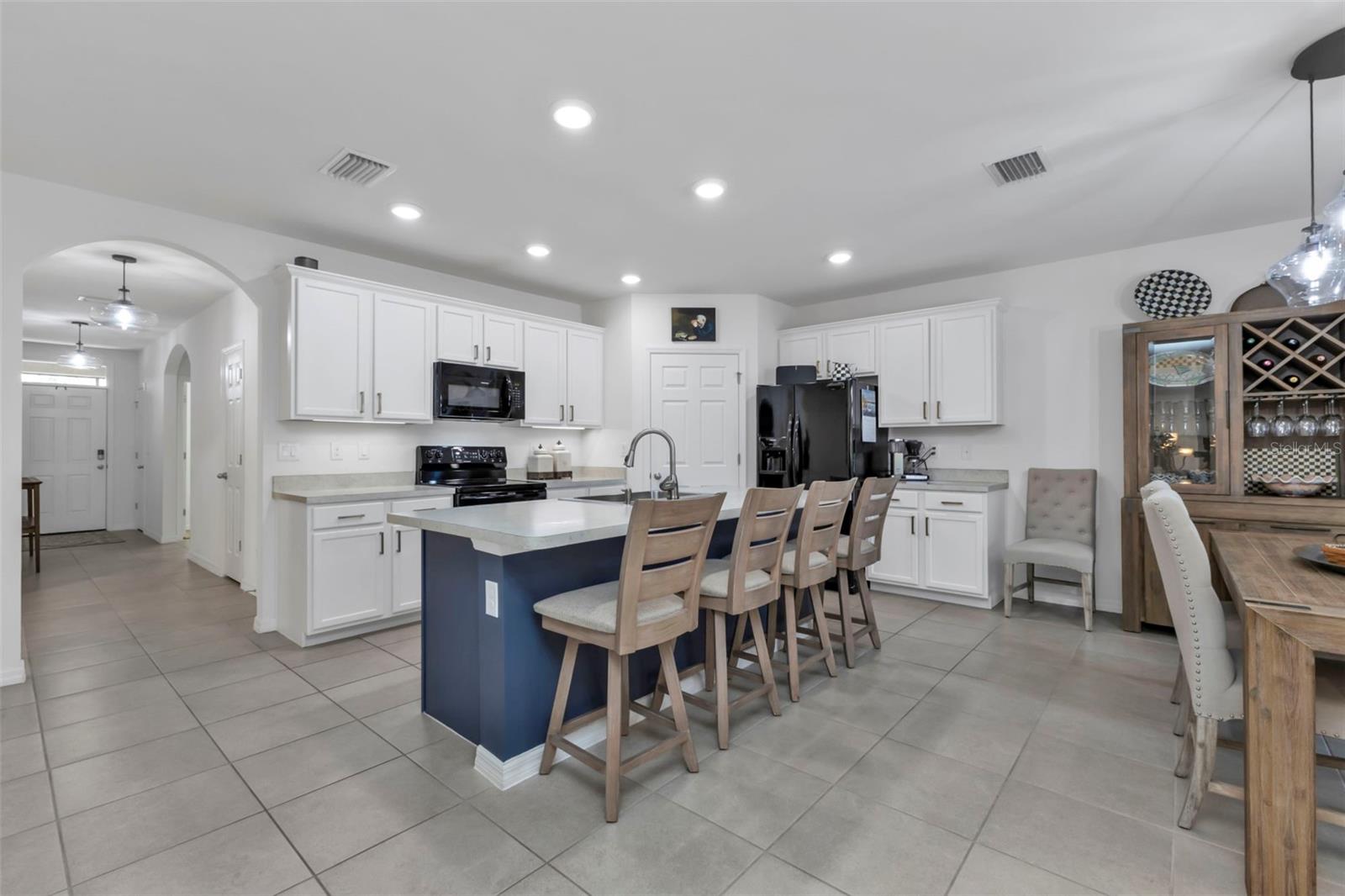 7676 MIKASA DR, PUNTA GORDA, FL, 33950