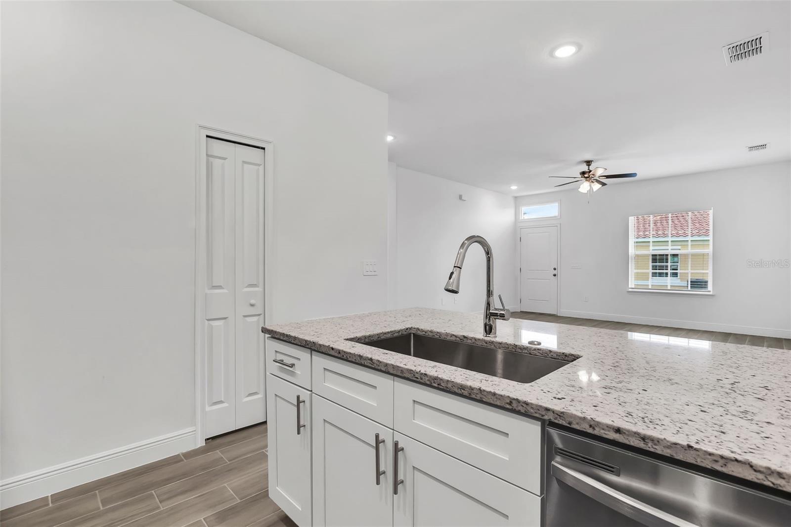 1728 PACIFIC RD, KISSIMMEE, FL, 34759