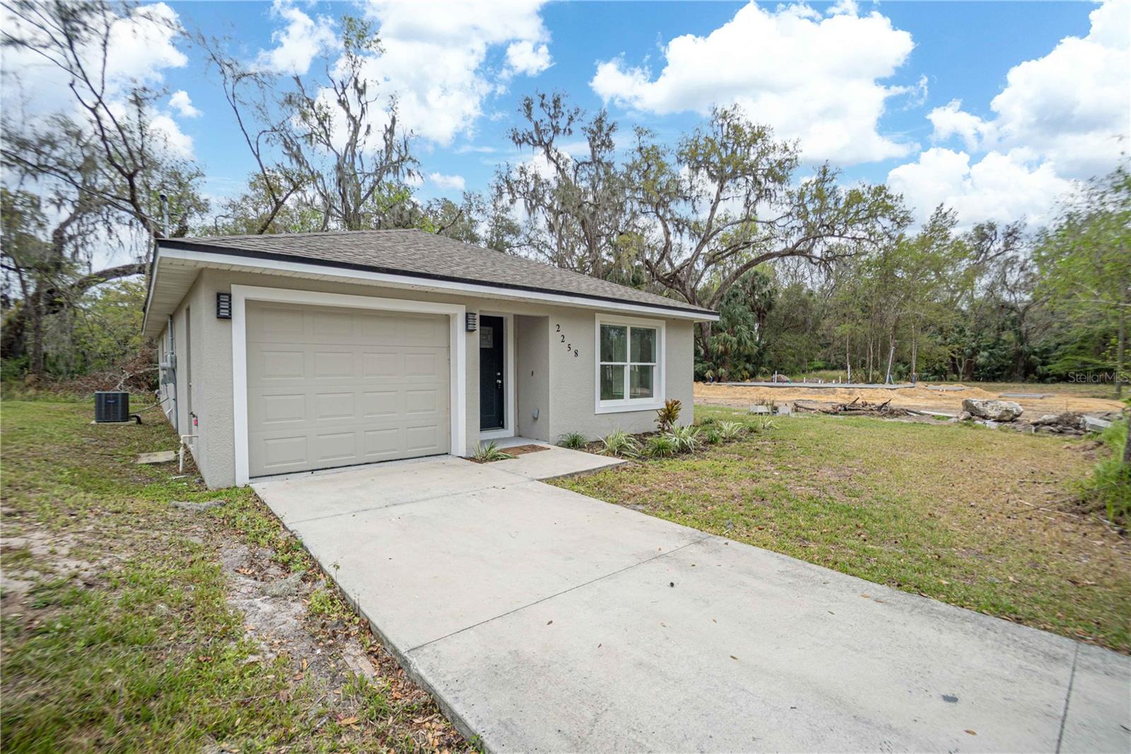 2258 CR 423, LAKE PANASOFFKEE, FL, 33538