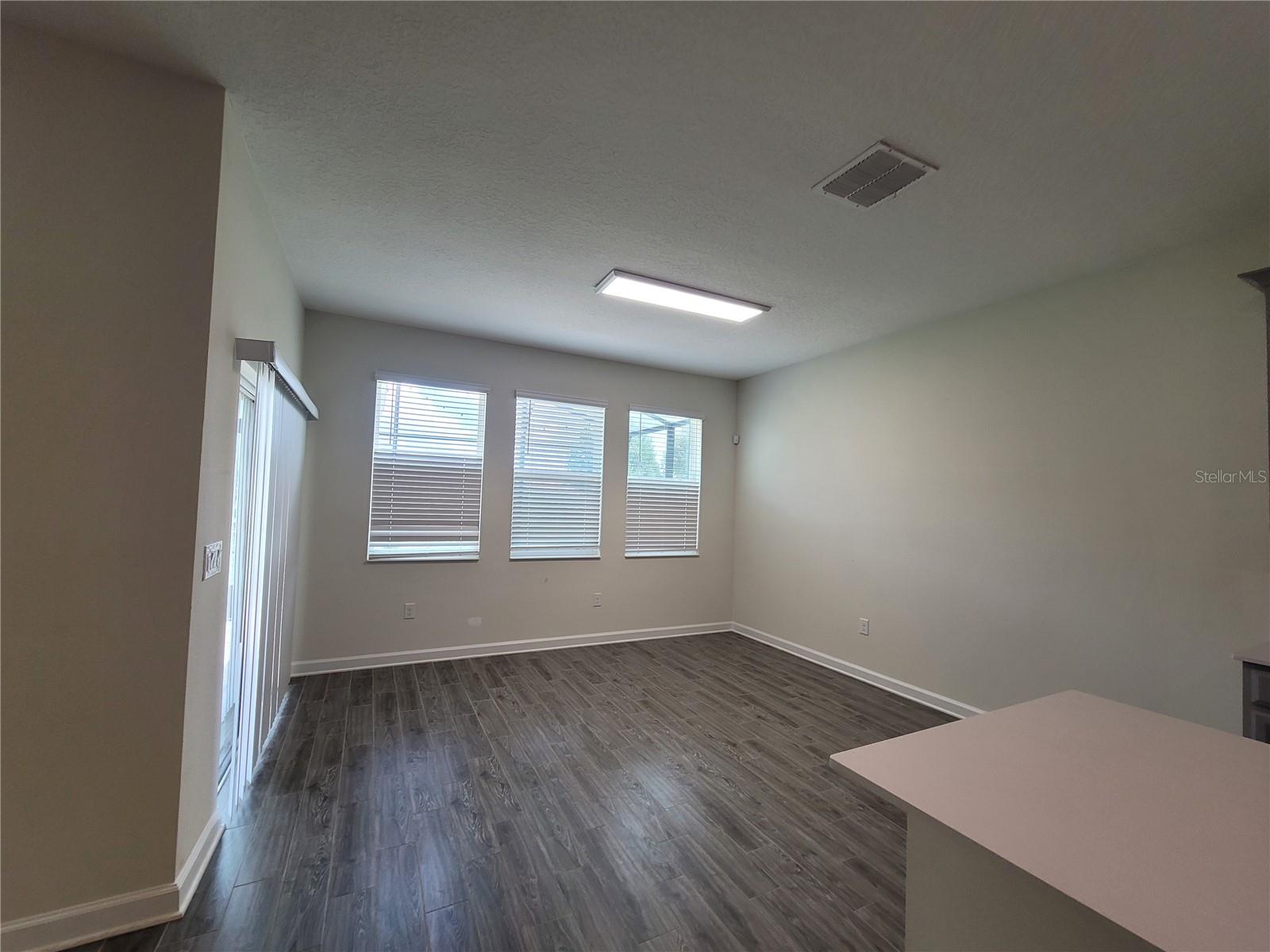 1075 TRAPPERS TRAIL LOOP, DAVENPORT, FL, 33896