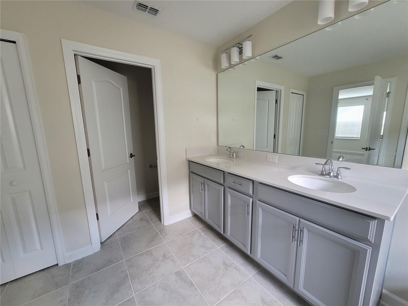 1075 TRAPPERS TRAIL LOOP, DAVENPORT, FL, 33896