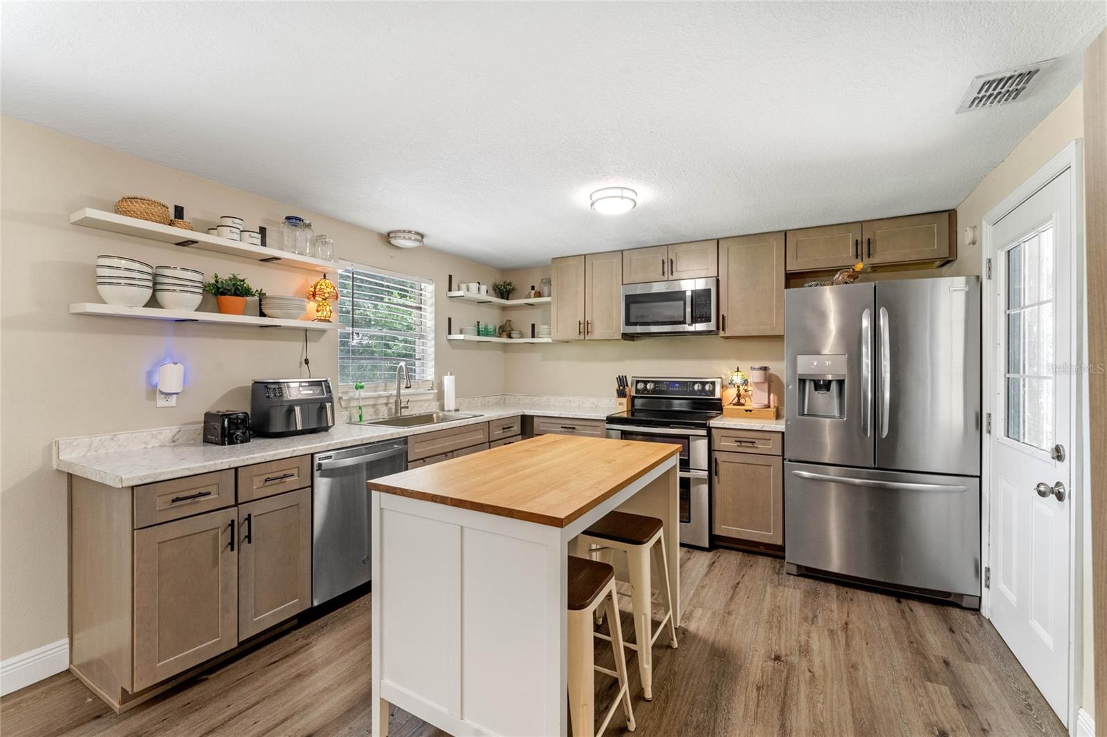 2350 PLEASANT DR, LONGWOOD, FL, 32779