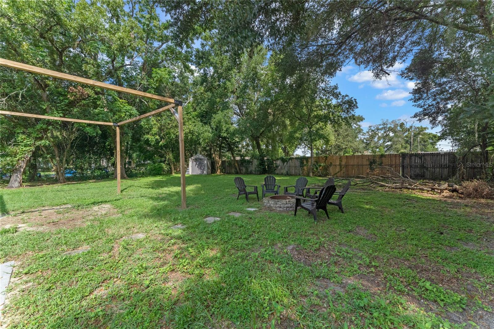 2350 PLEASANT DR, LONGWOOD, FL, 32779