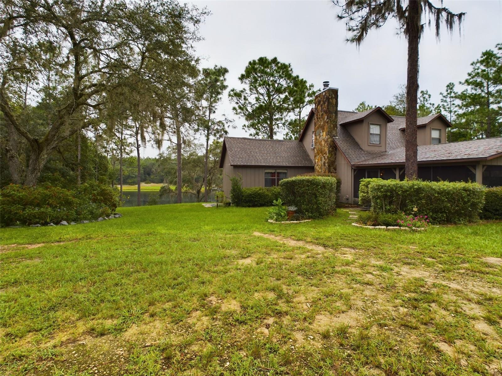 172 HOUR GLASS CIR, HAWTHORNE, FL, 32640