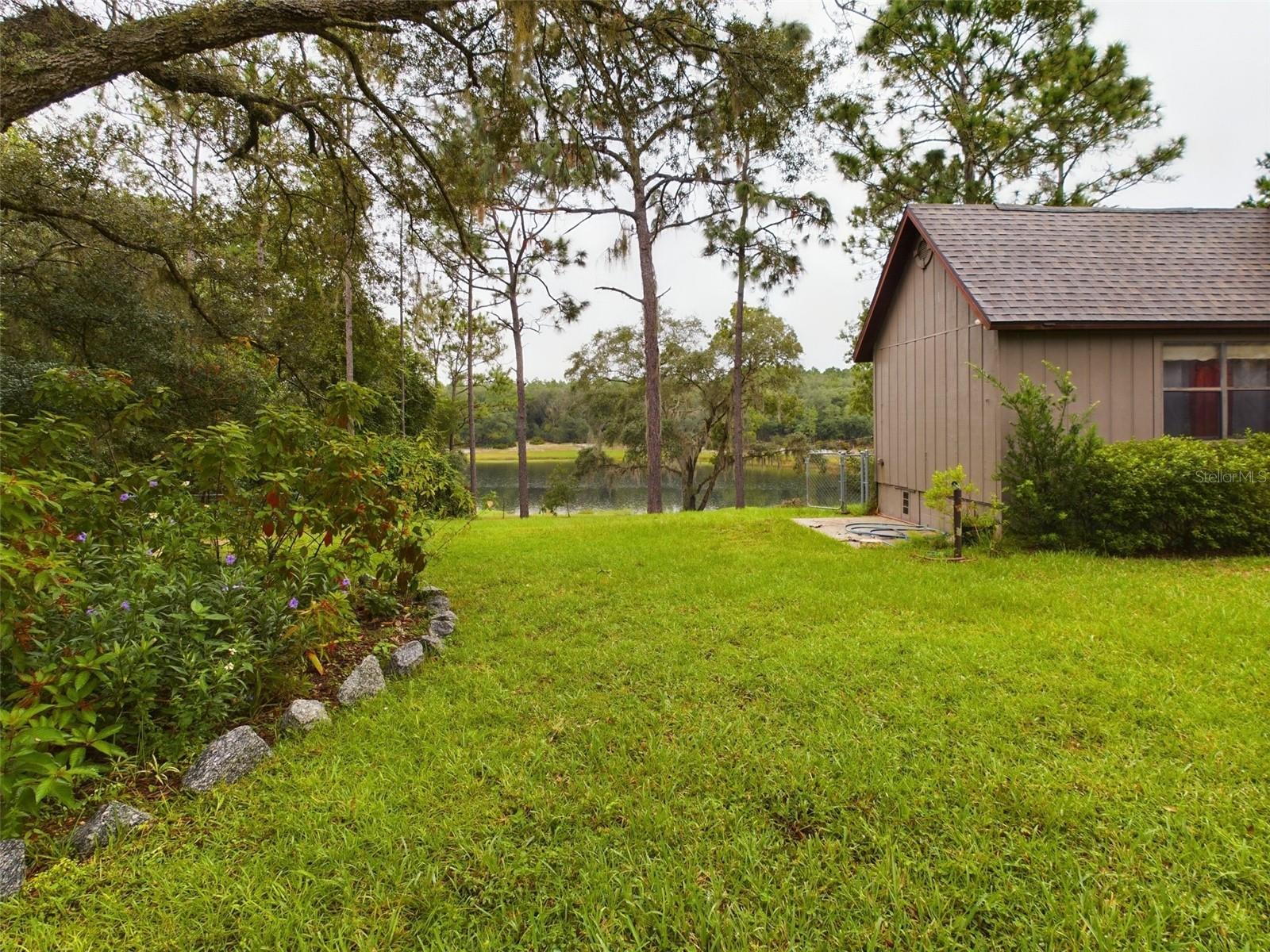 172 HOUR GLASS CIR, HAWTHORNE, FL, 32640