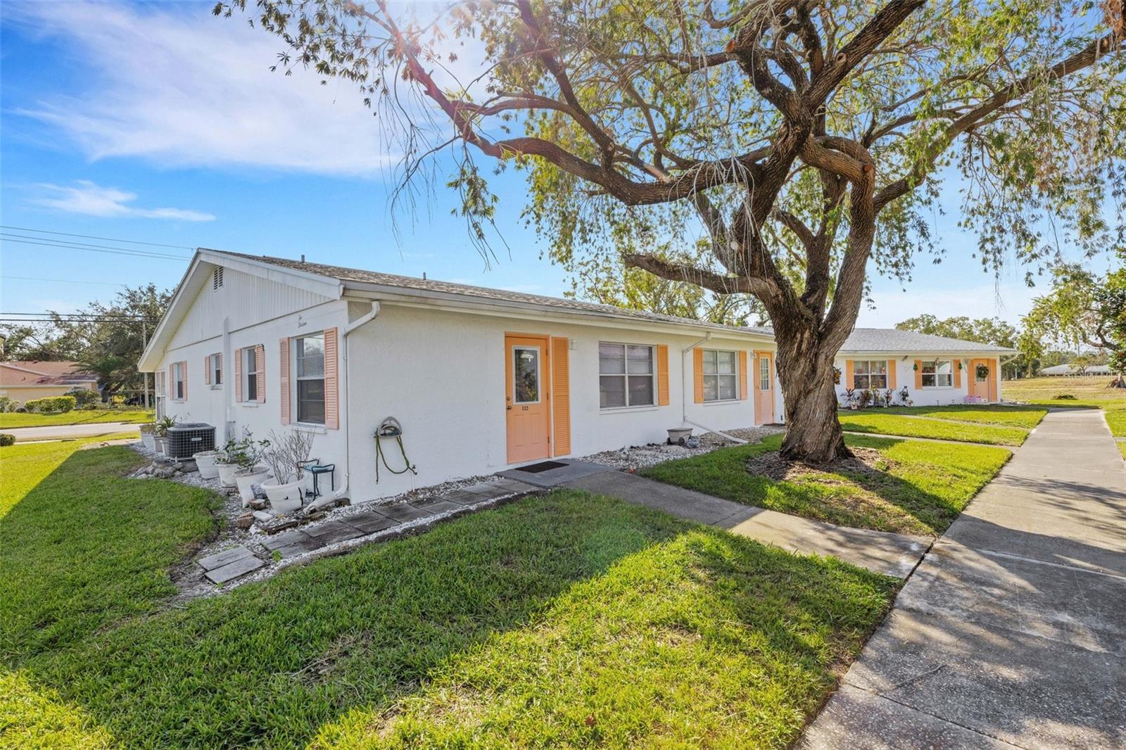 1902 ANDOVER ST #213, SUN CITY CENTER, FL, 33573