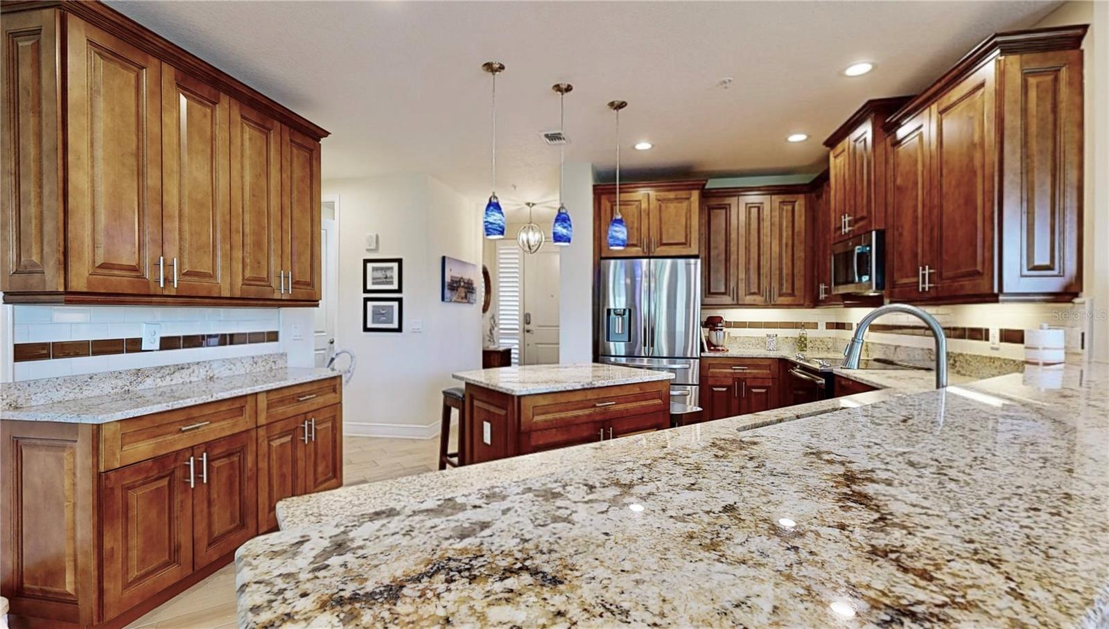 7720 34TH AVE W #202, BRADENTON, FL, 34209