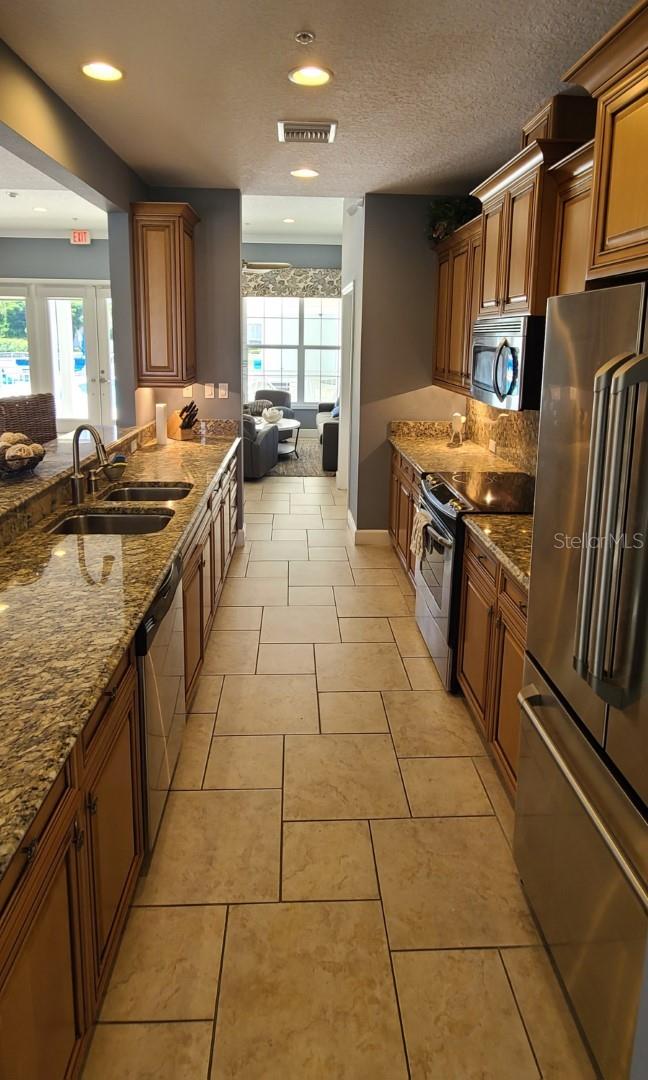 7720 34TH AVE W #202, BRADENTON, FL, 34209