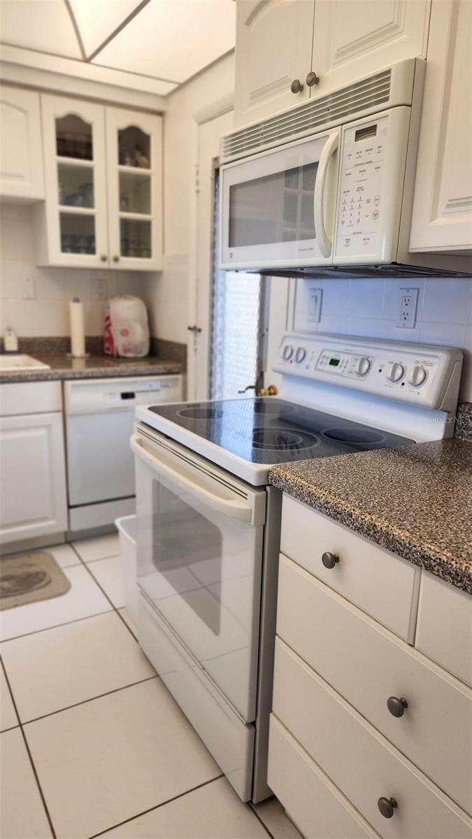 775 JOHN RINGLING BLVD ##22 Gladstone, SARASOTA, FL, 34236