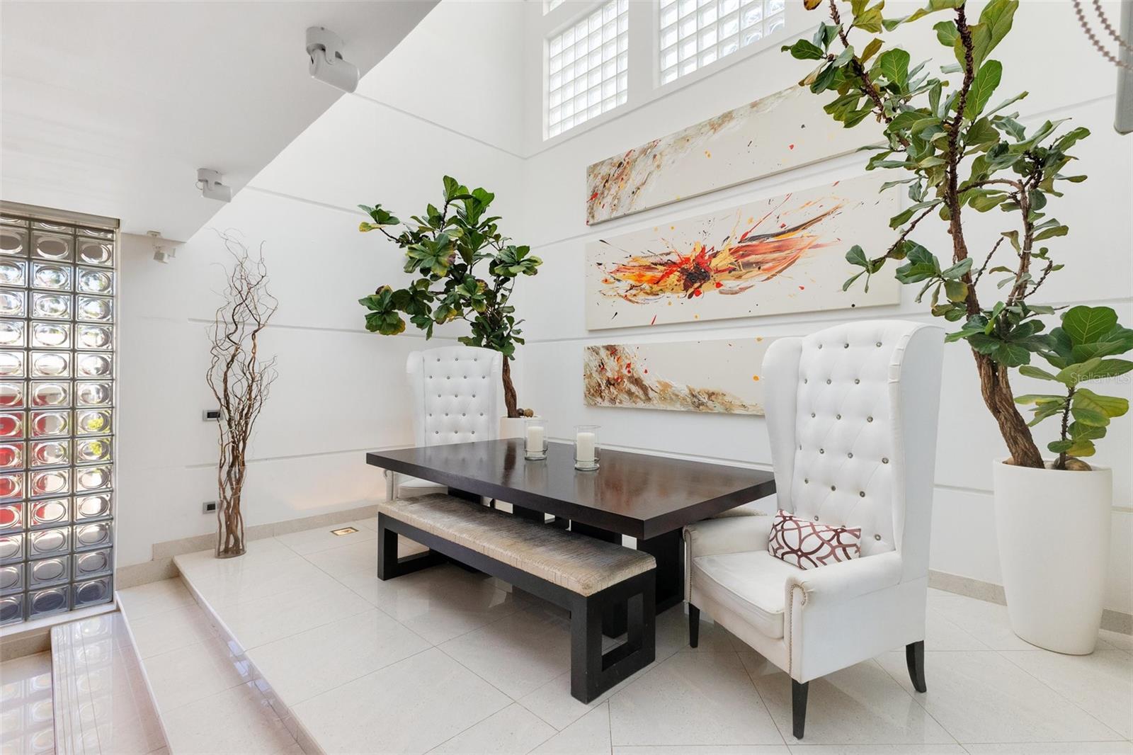 PR9108885 Property Photo