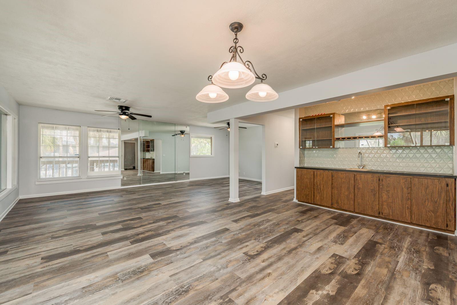 9903 BAY DR, GIBSONTON, FL, 33534