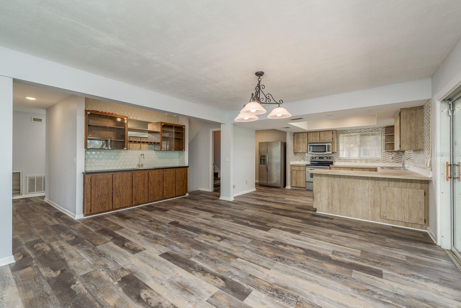 9903 BAY DR, GIBSONTON, FL, 33534