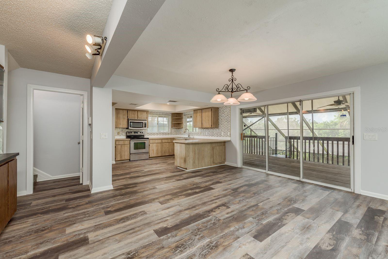 9903 BAY DR, GIBSONTON, FL, 33534