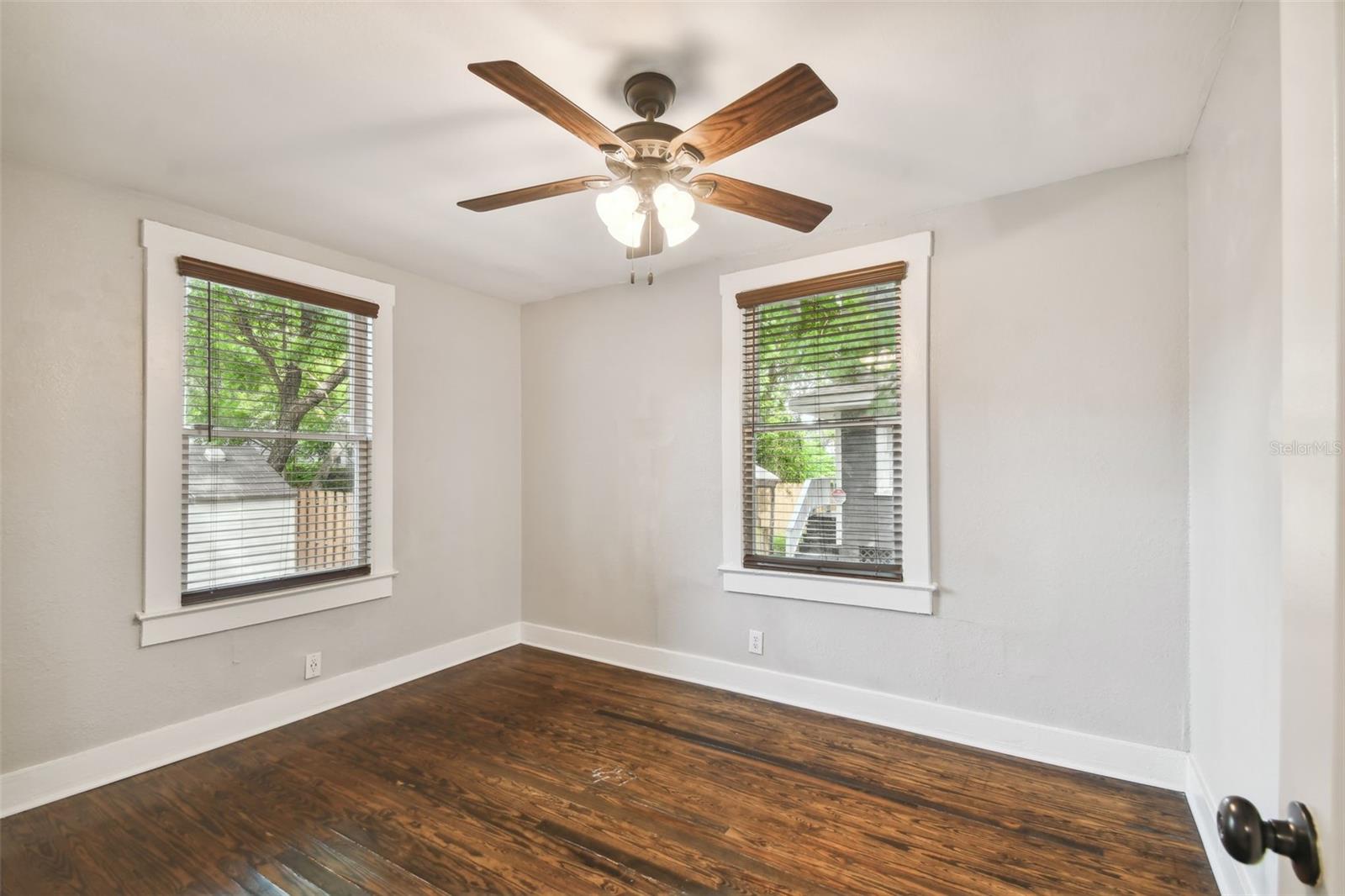 502 E HUGH ST, TAMPA, FL, 33603