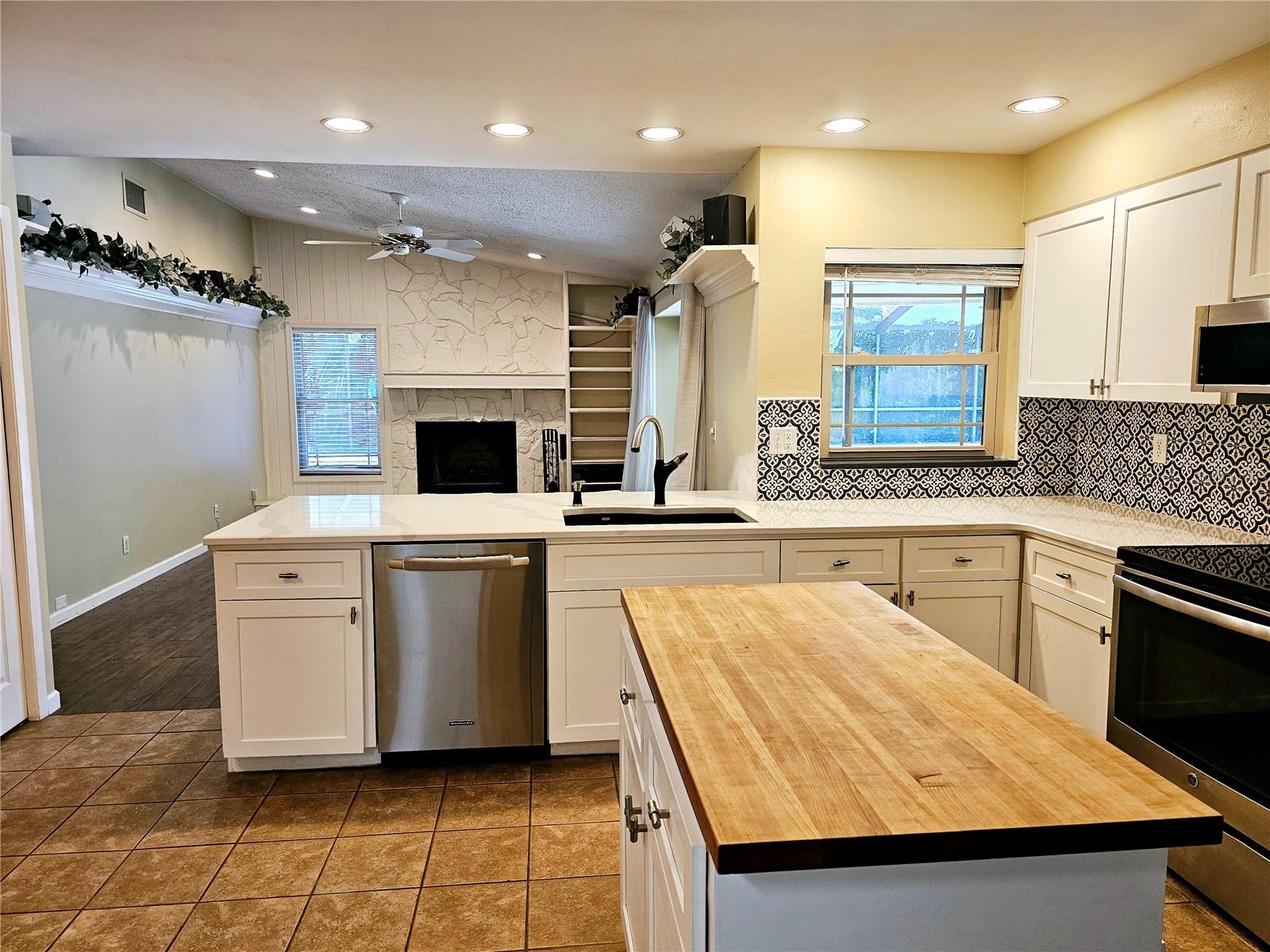 3582 FAIRWAY FOREST DR, PALM HARBOR, FL, 34685