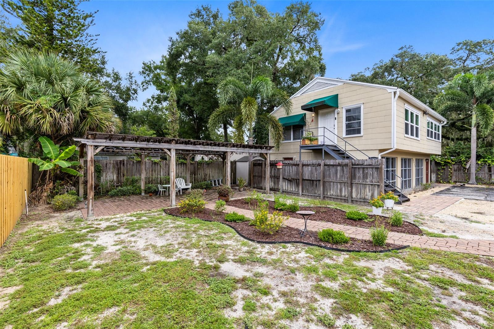 1513 & 1515 E LIVINGSTON ST #B, ORLANDO, FL, 32803