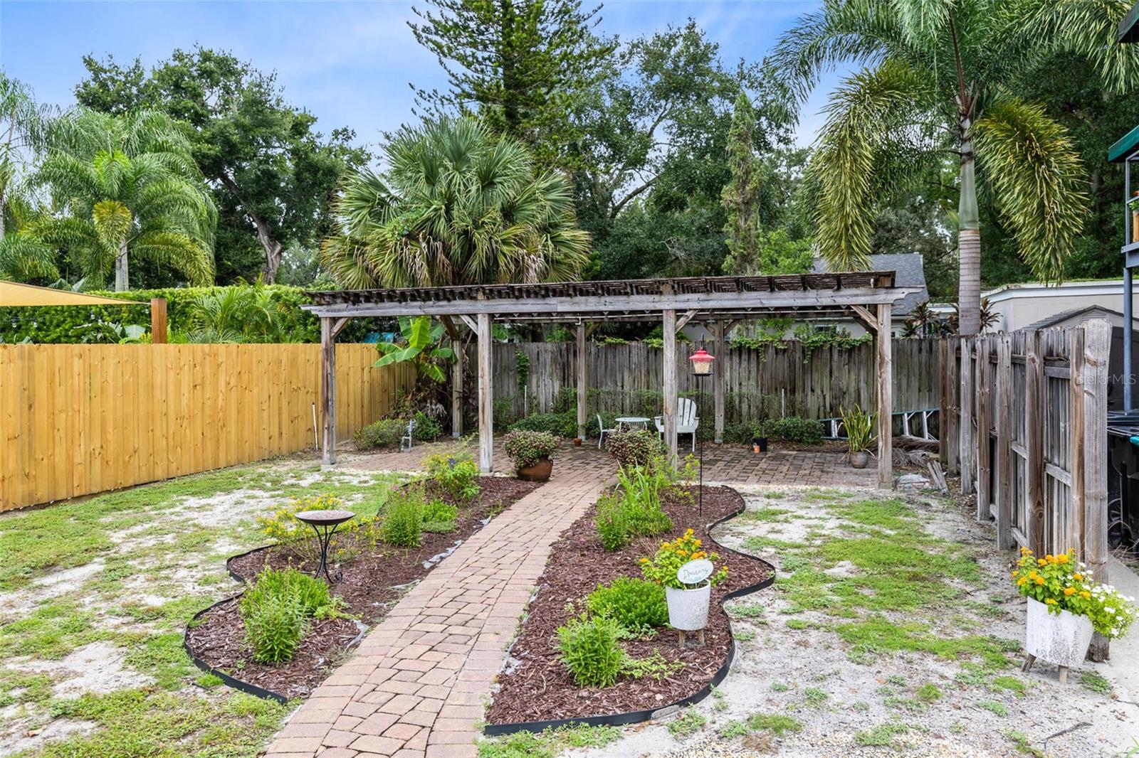 1513 & 1515 E LIVINGSTON ST #B, ORLANDO, FL, 32803