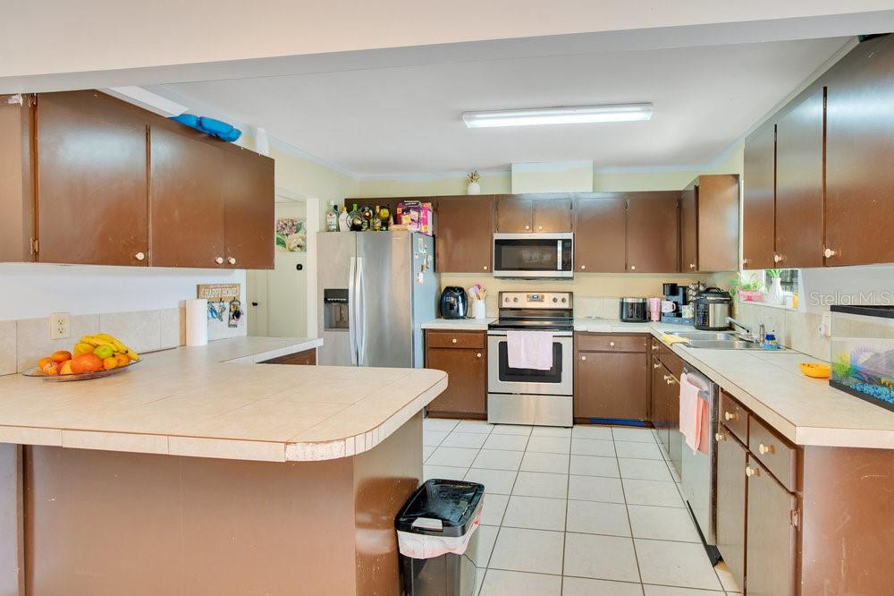 609 FLORIDIAN DR, KISSIMMEE, FL, 34758