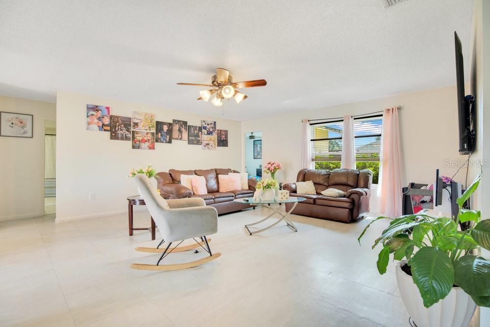 609 FLORIDIAN DR, KISSIMMEE, FL, 34758
