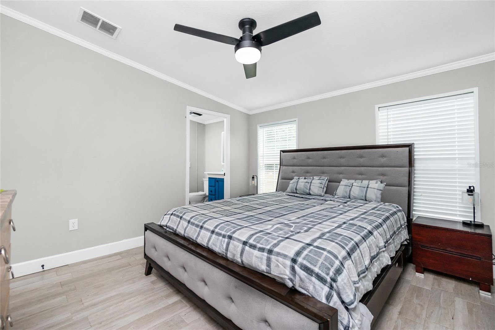 300 RIVER BLVD S, NOKOMIS, FL, 34275