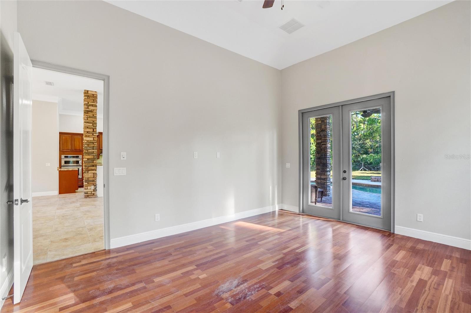 989 LEATHER FERN LN, MIMS, FL, 32754