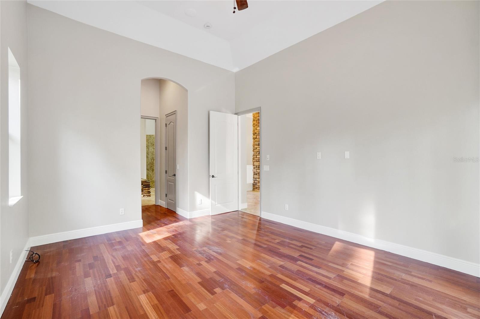 989 LEATHER FERN LN, MIMS, FL, 32754