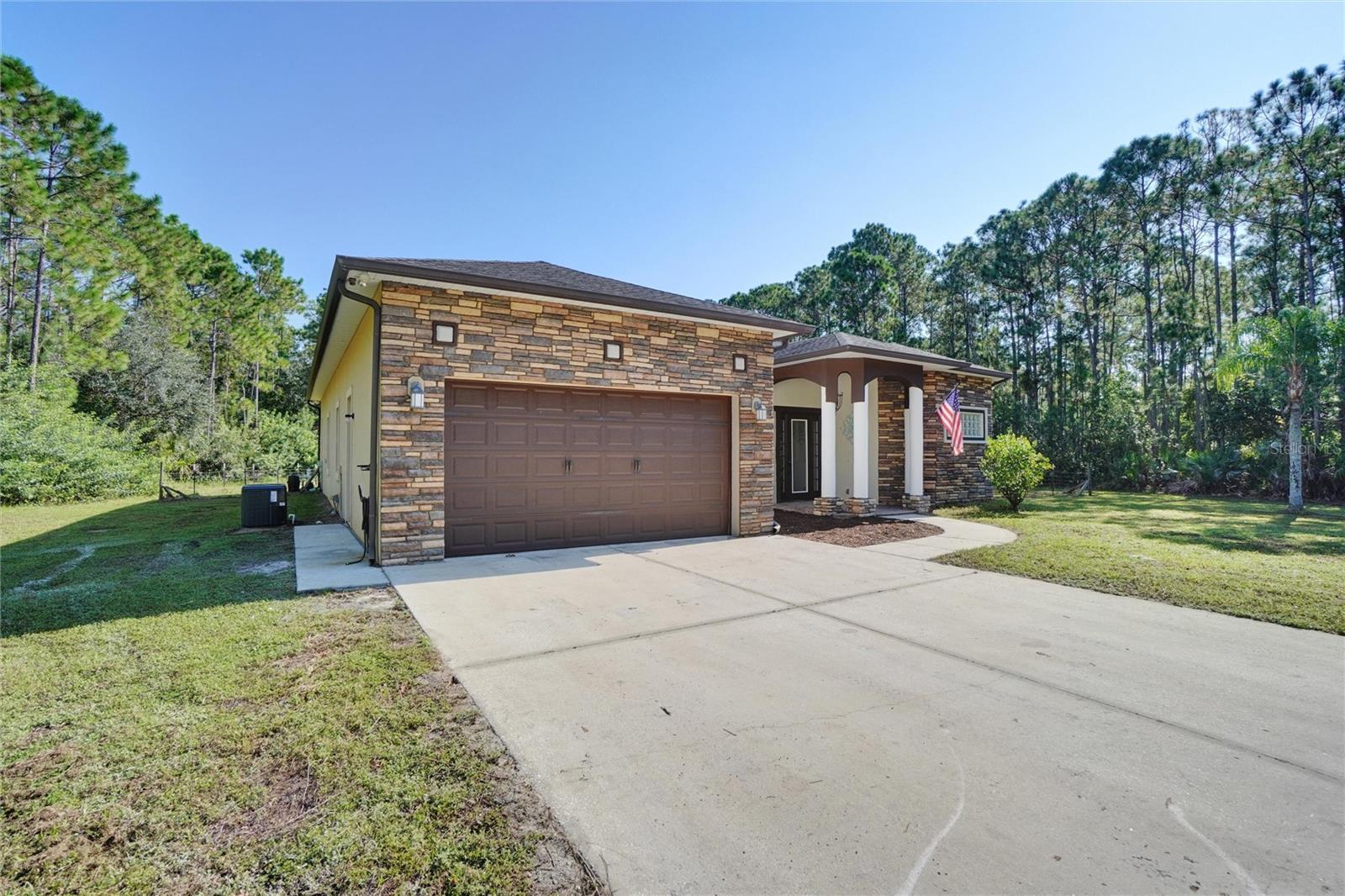 989 LEATHER FERN LN, MIMS, FL, 32754