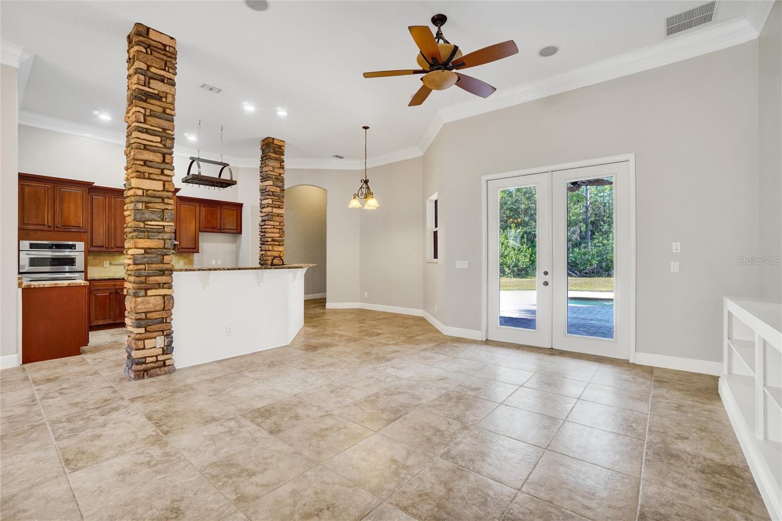 989 LEATHER FERN LN, MIMS, FL, 32754