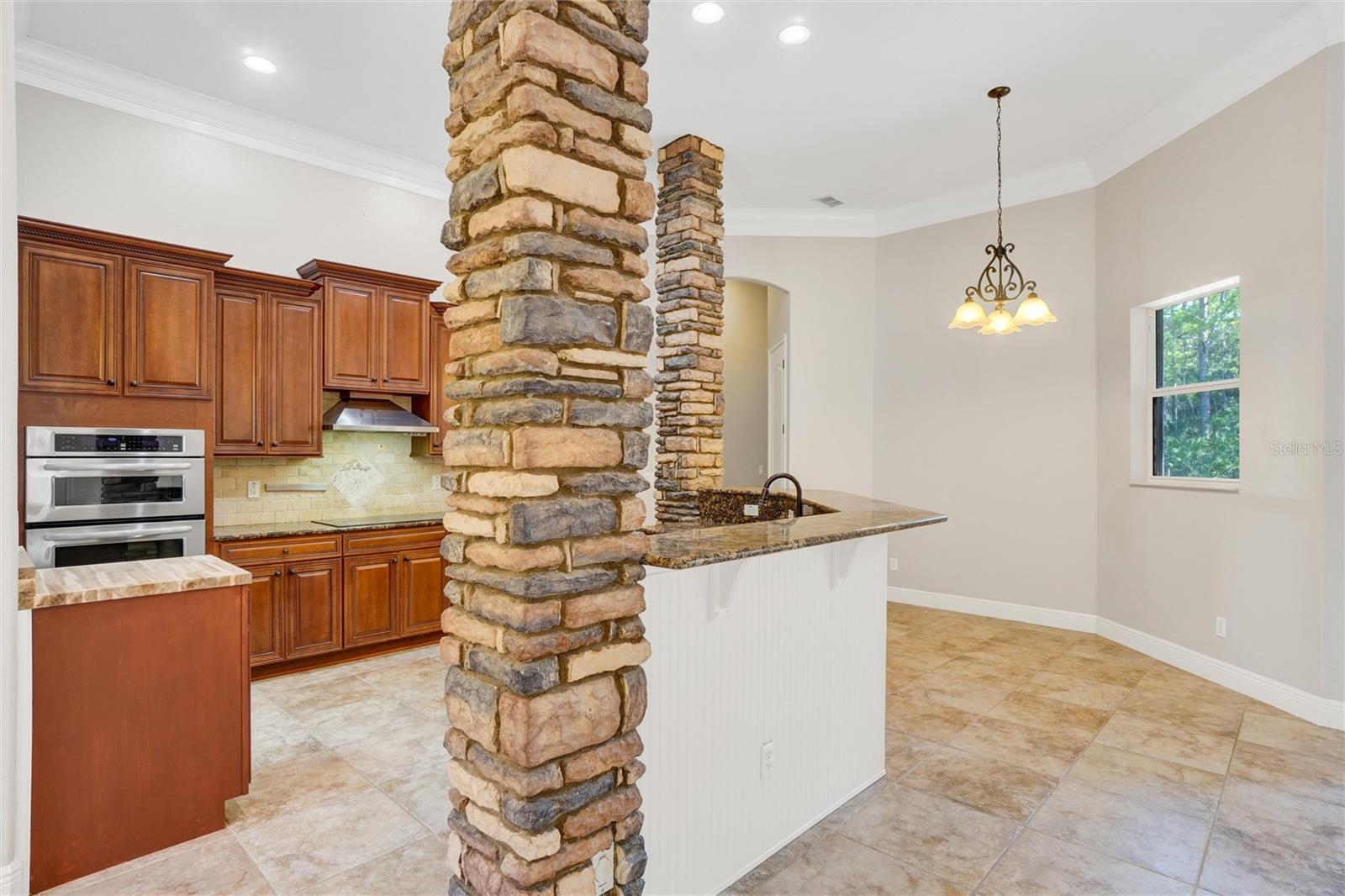 989 LEATHER FERN LN, MIMS, FL, 32754