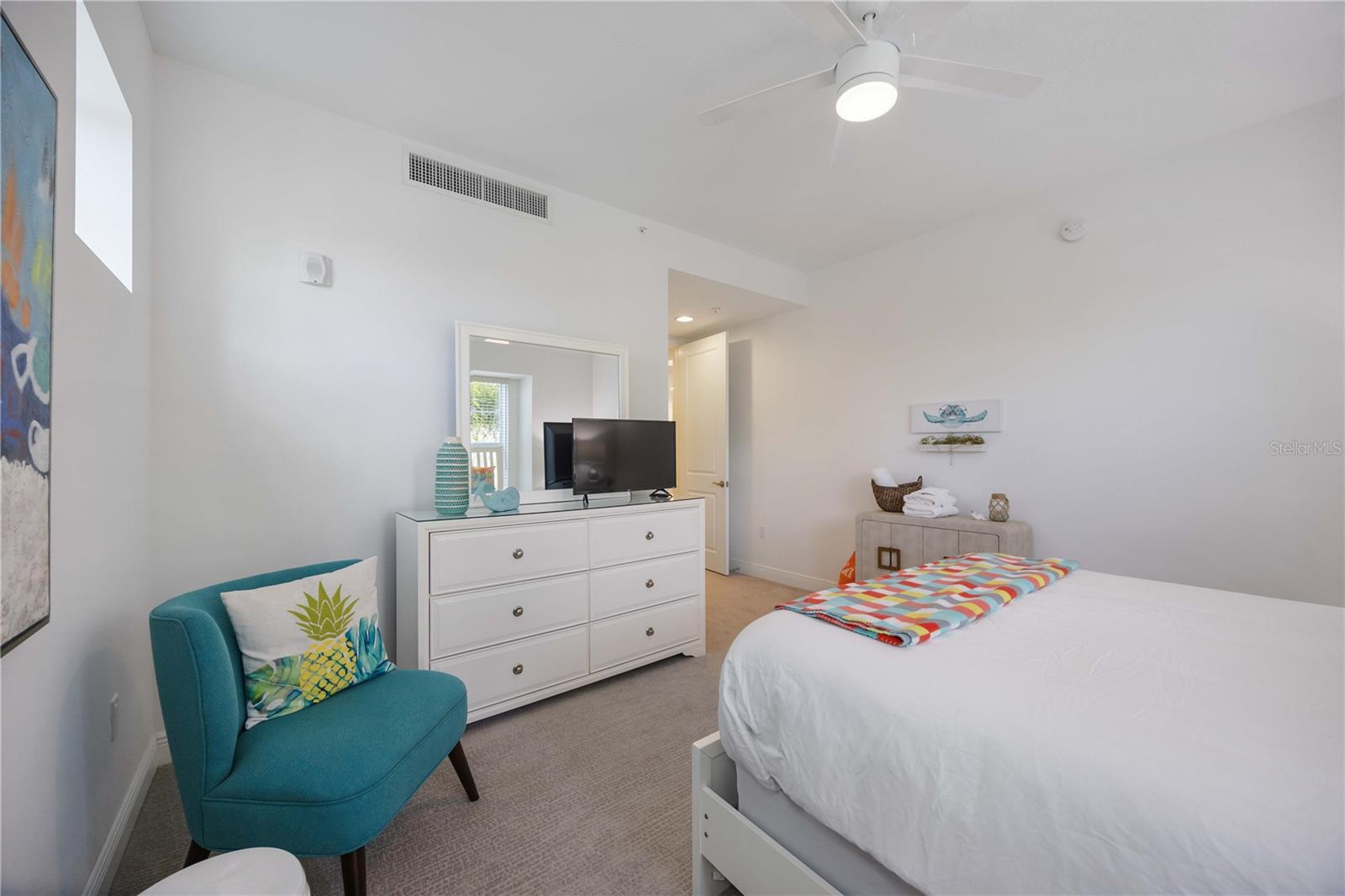 383 ARUBA CIR #101, BRADENTON, FL, 34209