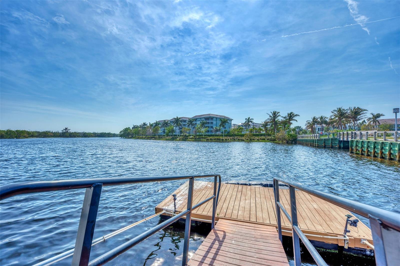 383 ARUBA CIR #101, BRADENTON, FL, 34209