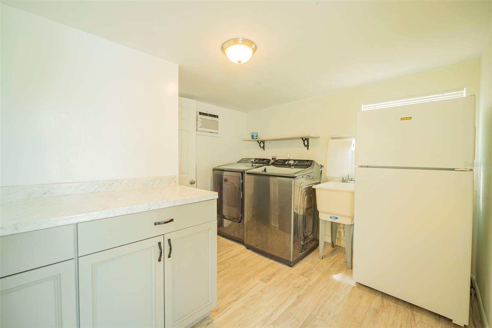 2110 N OLEANDER AVE, DAYTONA BEACH, FL, 32118