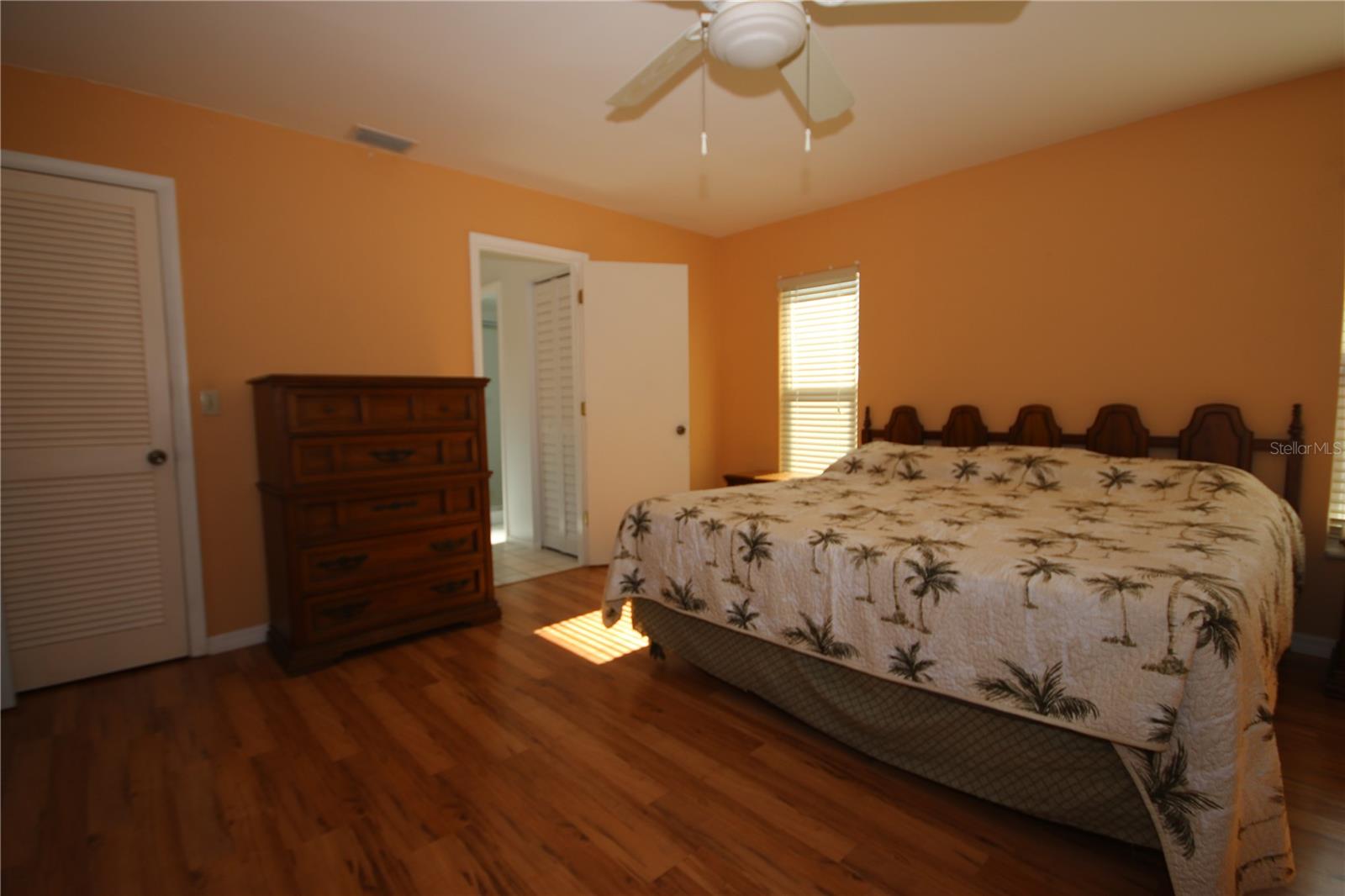 10698 117TH WAY, LARGO, FL, 33778