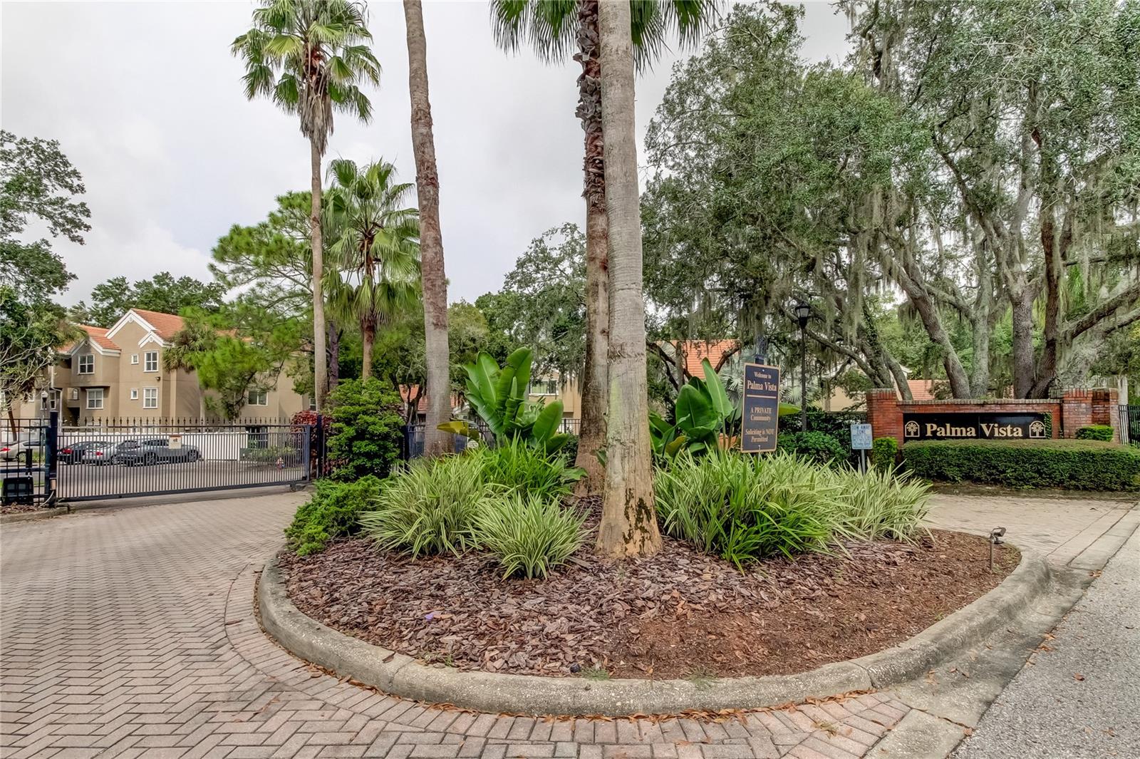 15215 AMBERLY DR #206, TAMPA, FL, 33647