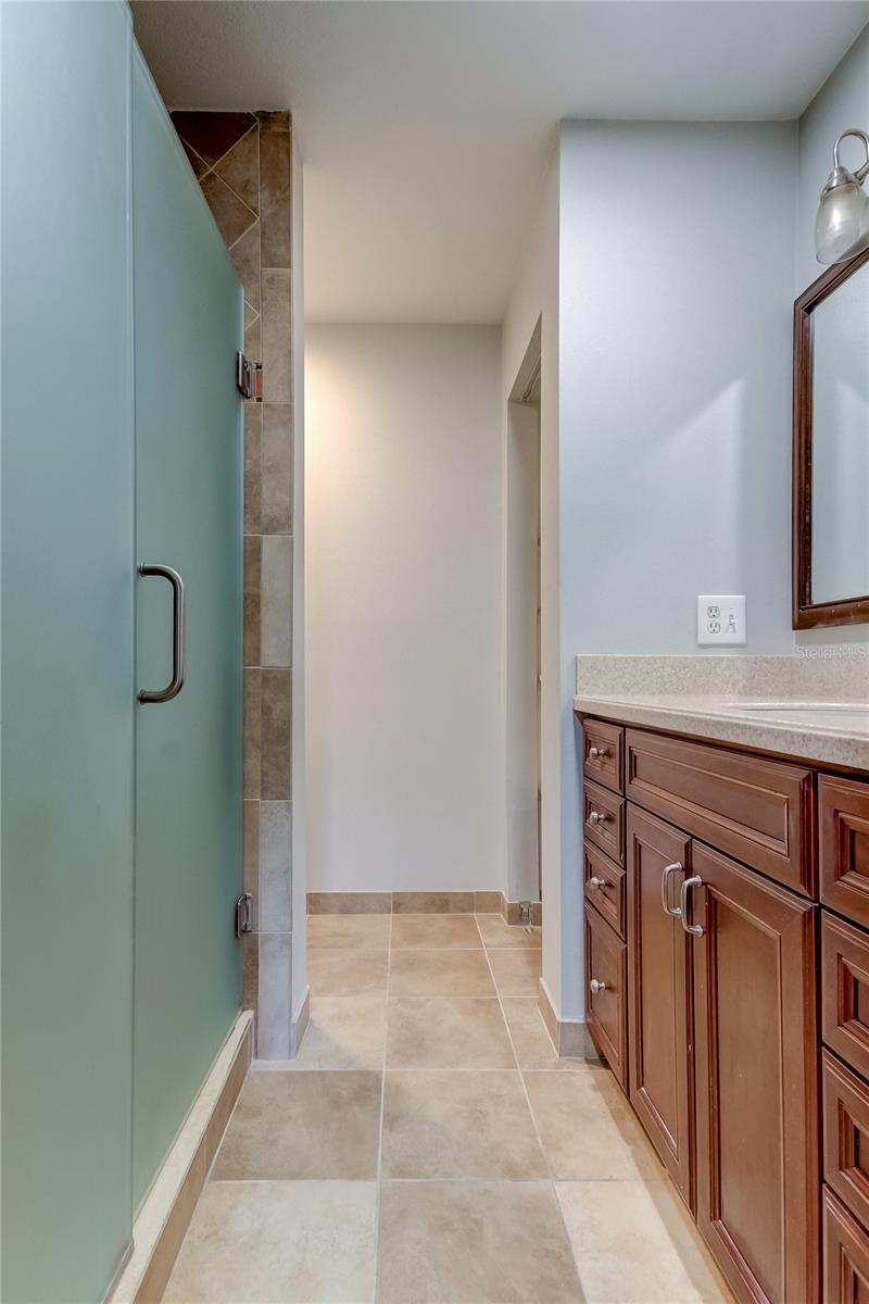 15215 AMBERLY DR #206, TAMPA, FL, 33647