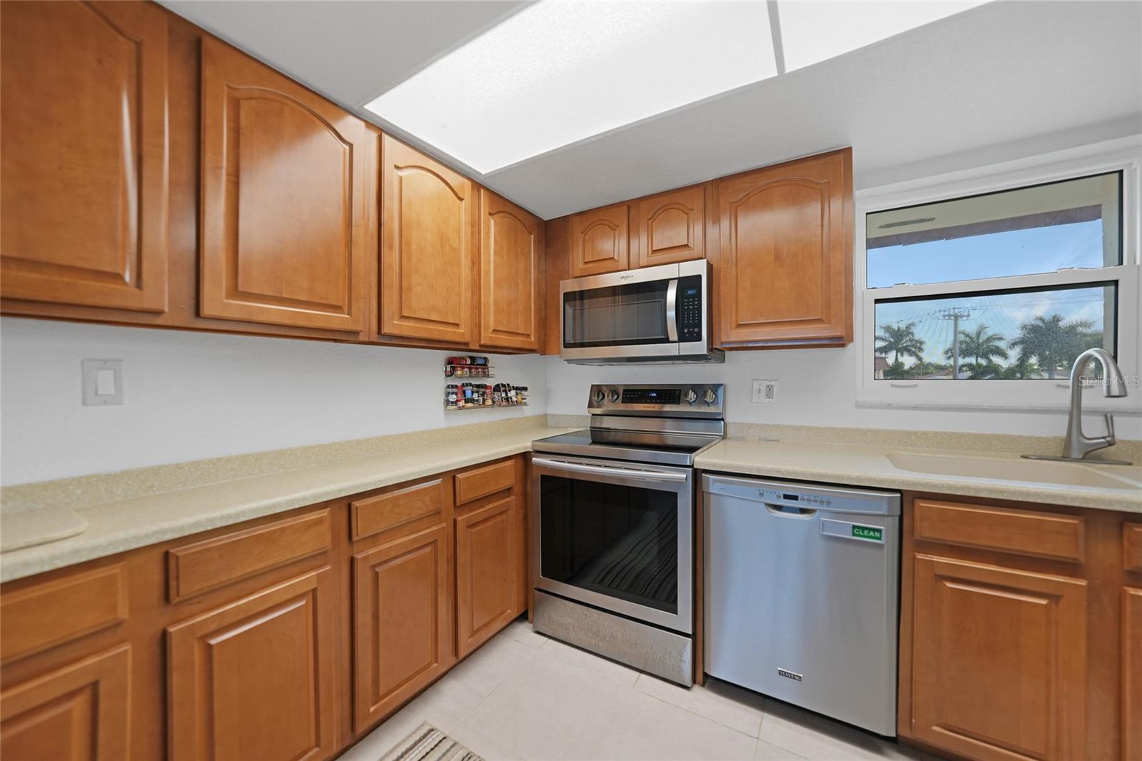 311 GARVIN ST #209C, PUNTA GORDA, FL, 33950