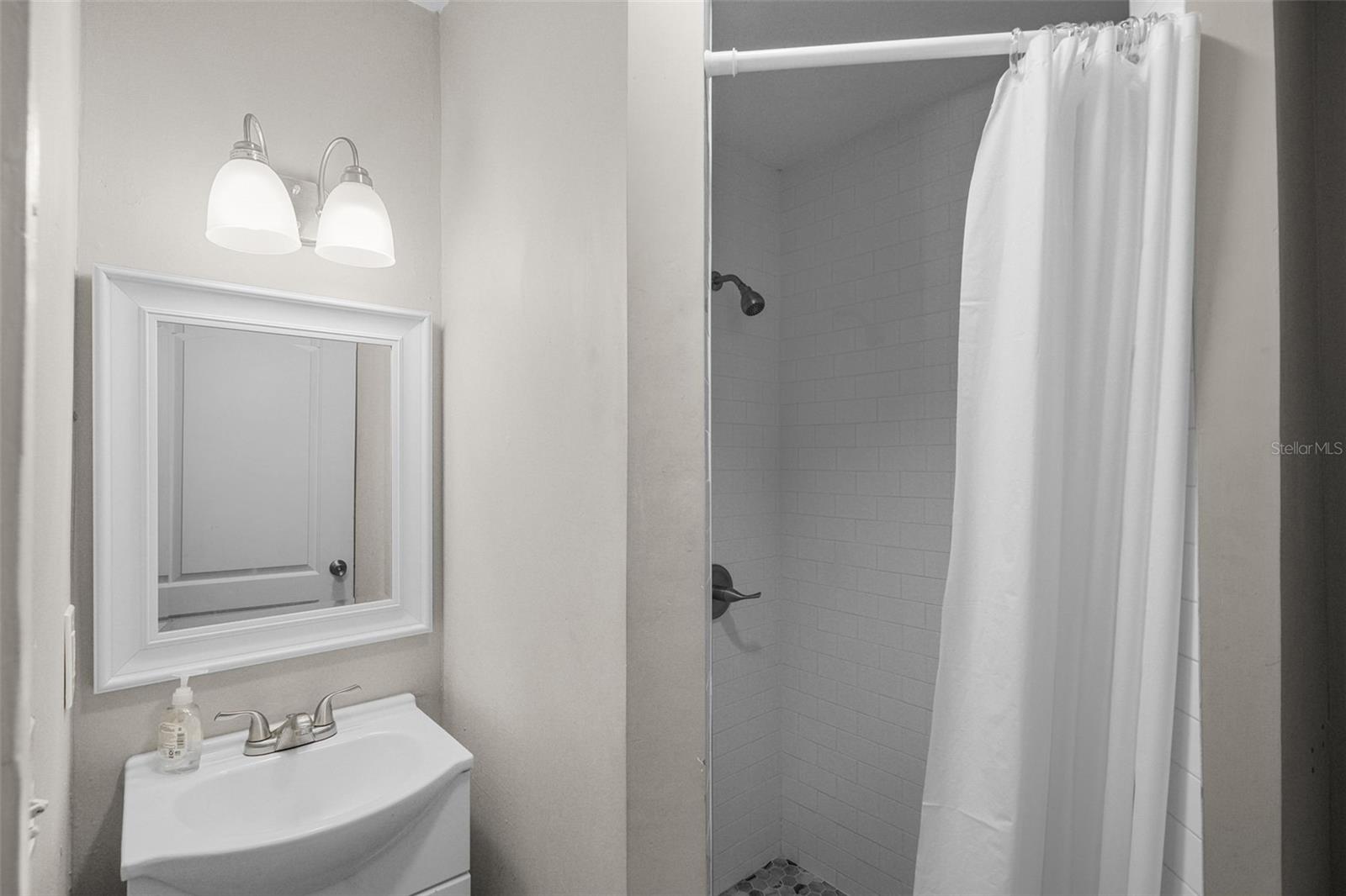 402 E EMMA ST, TAMPA, FL, 33603