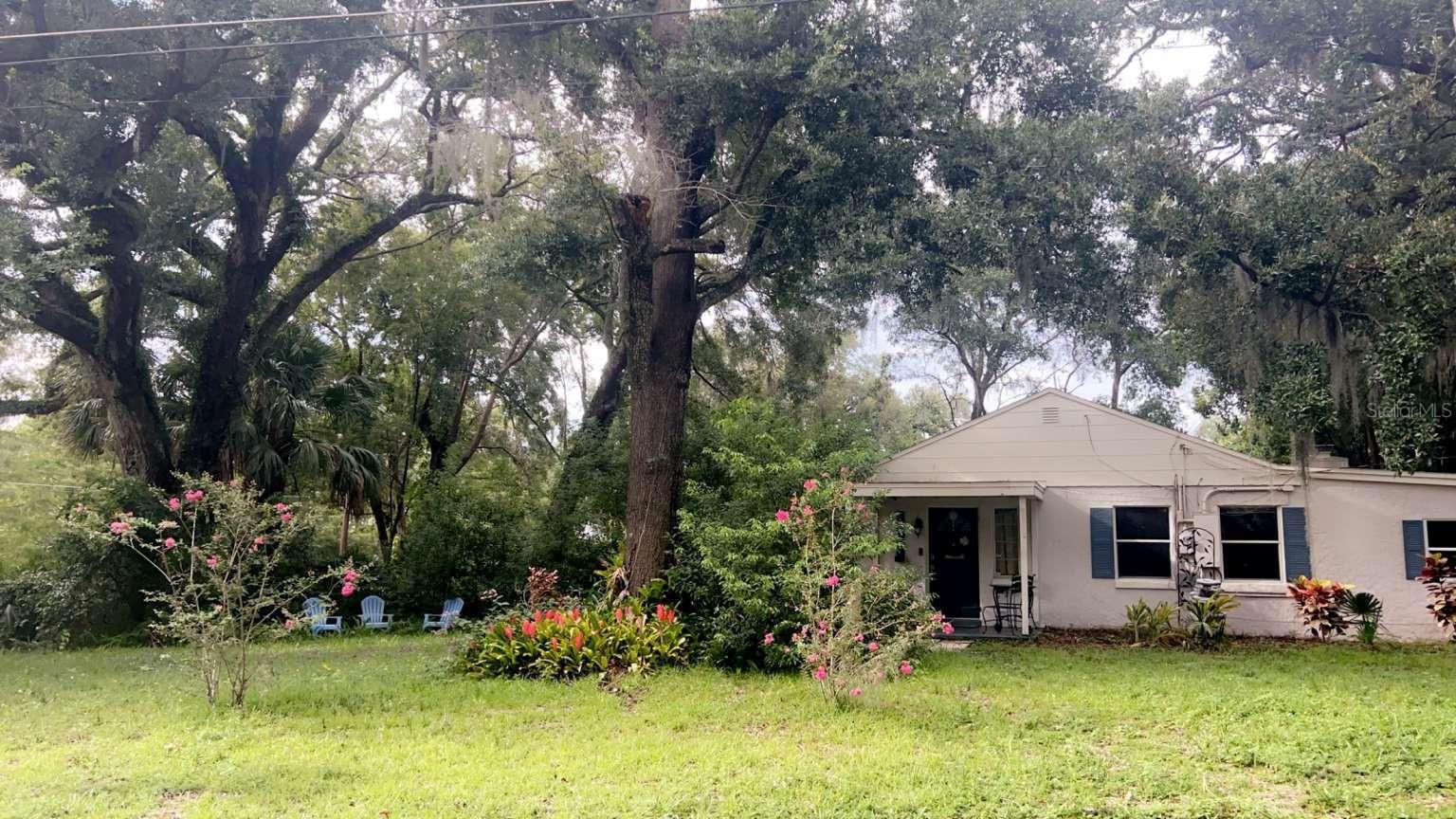 1015 LAKE EMERALD DR, ORLANDO, FL, 32806