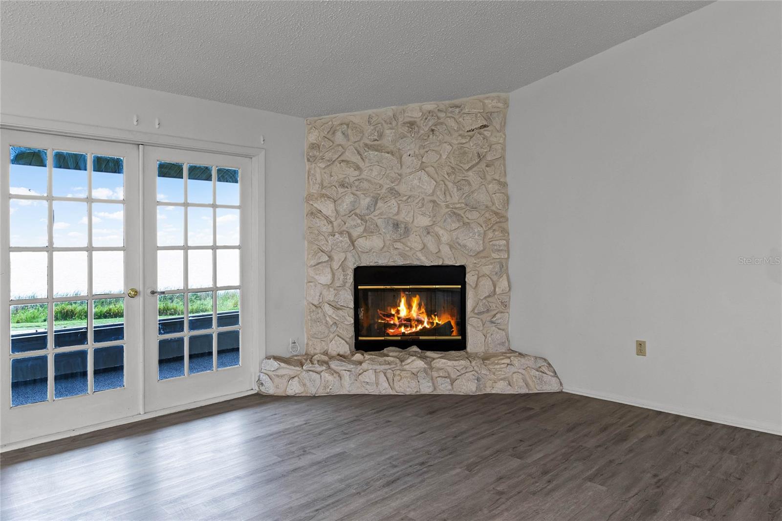 405 W 4TH CT, FROSTPROOF, FL, 33843
