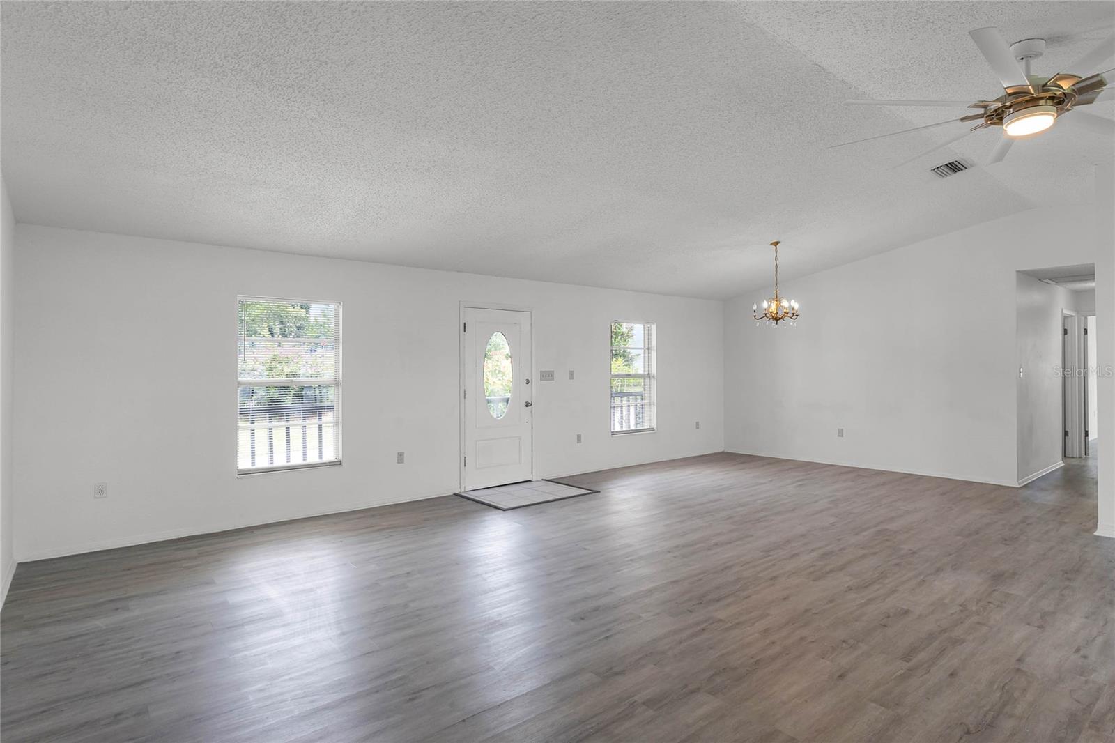 405 W 4TH CT, FROSTPROOF, FL, 33843