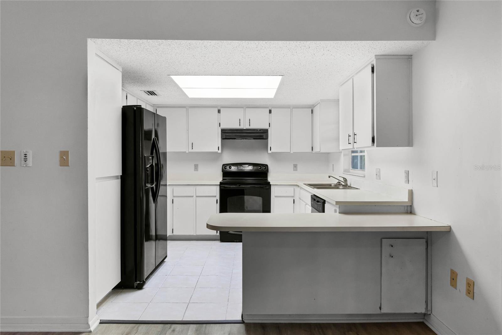 405 W 4TH CT, FROSTPROOF, FL, 33843