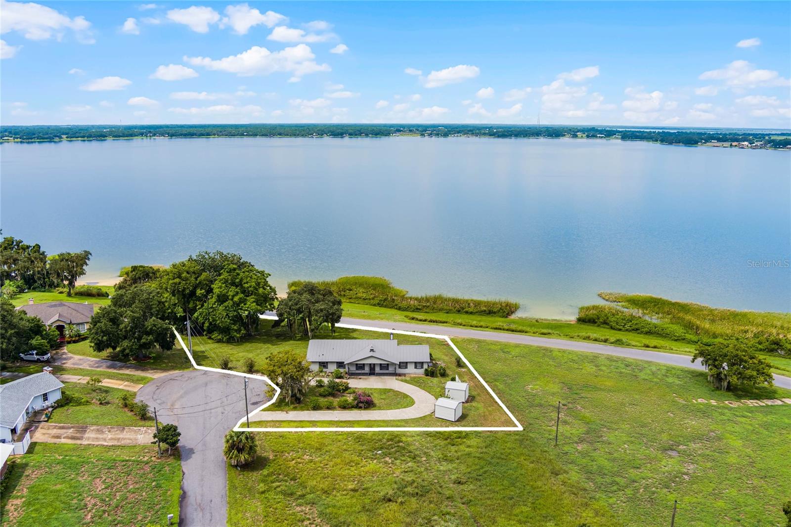 405 W 4TH CT, FROSTPROOF, FL, 33843
