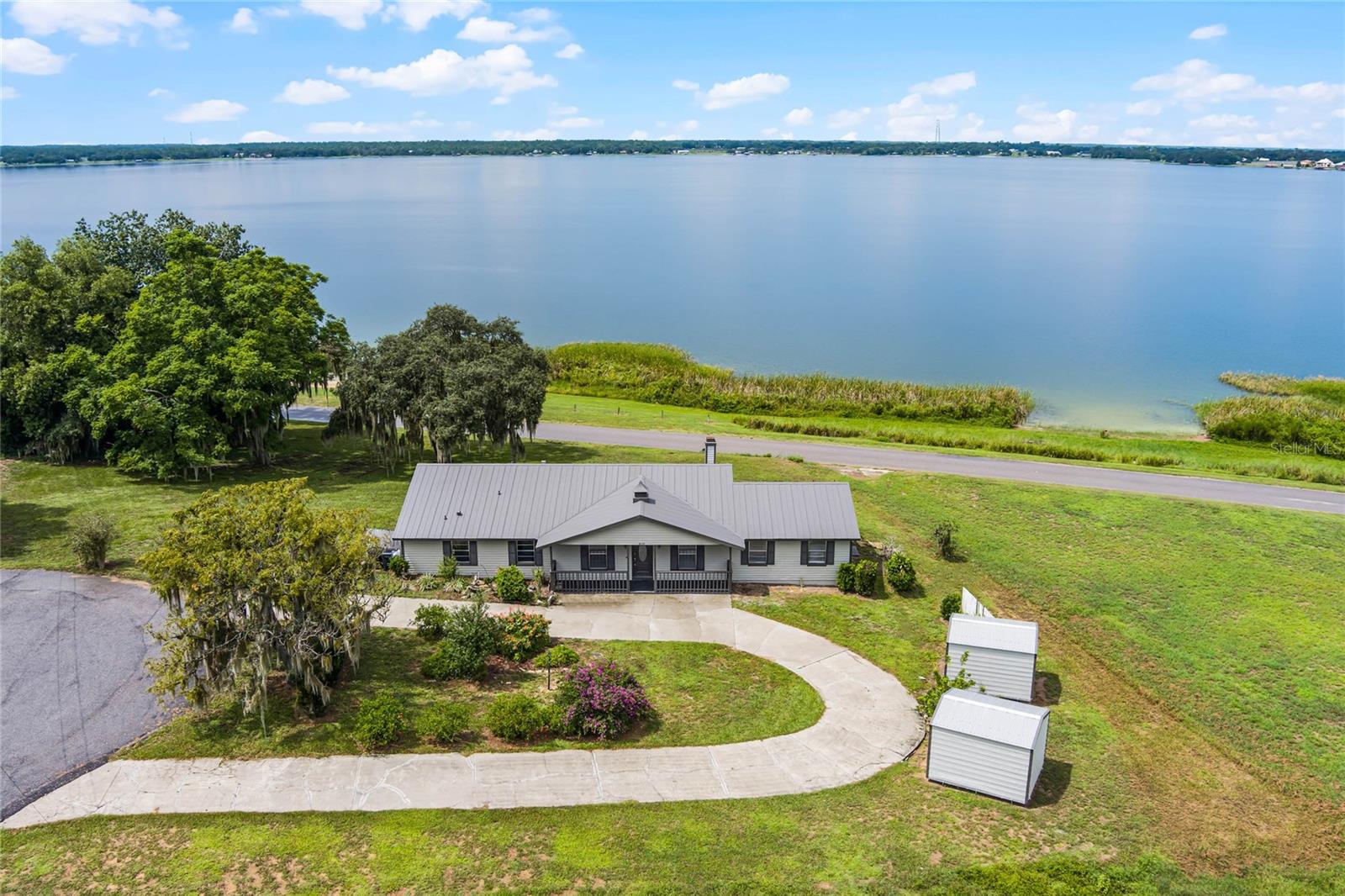 405 W 4TH CT, FROSTPROOF, FL, 33843