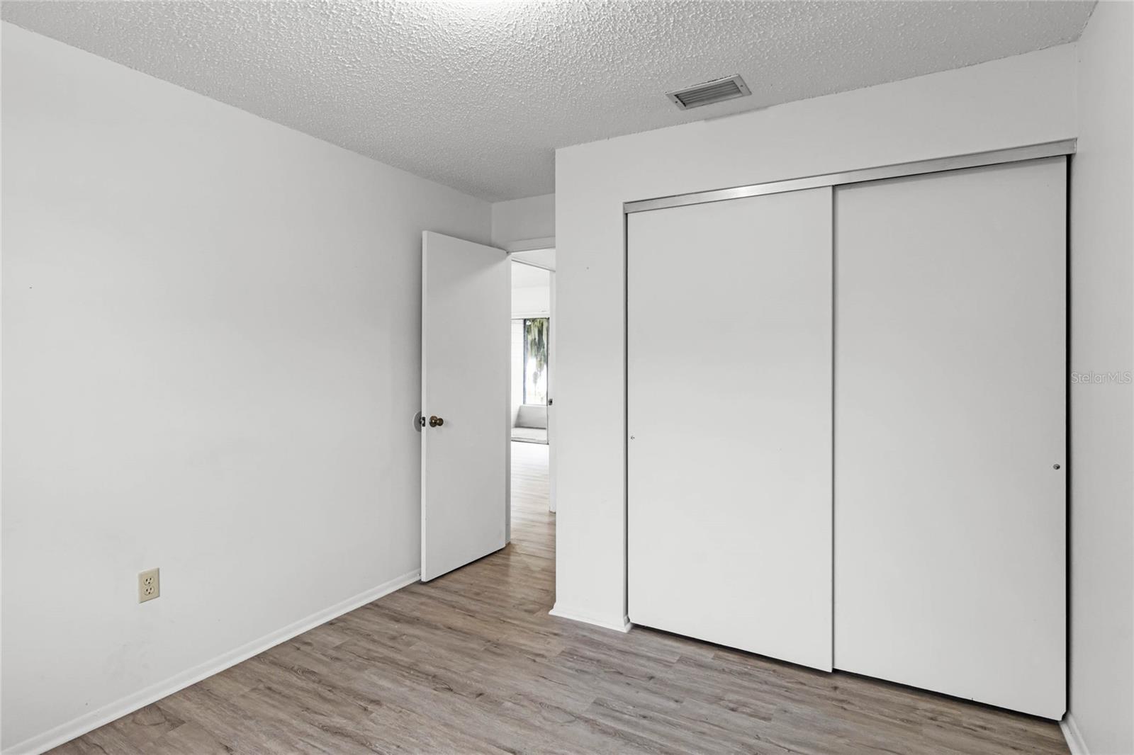 405 W 4TH CT, FROSTPROOF, FL, 33843