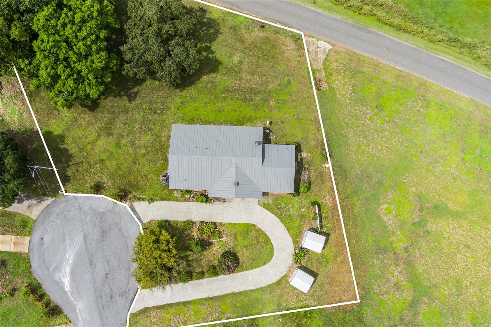 405 W 4TH CT, FROSTPROOF, FL, 33843