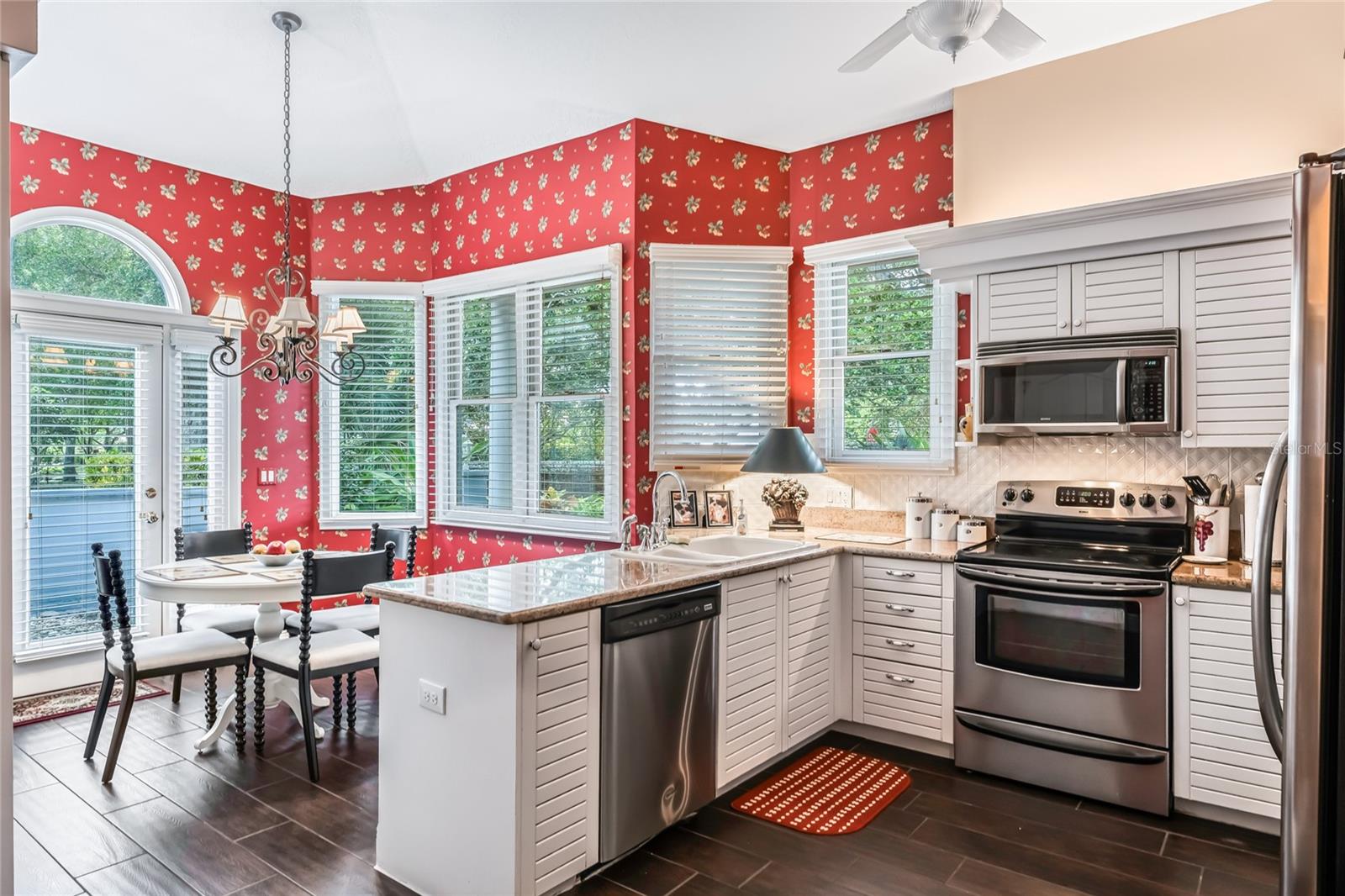 1250 E LANGLEY CT, LAKE MARY, FL, 32746