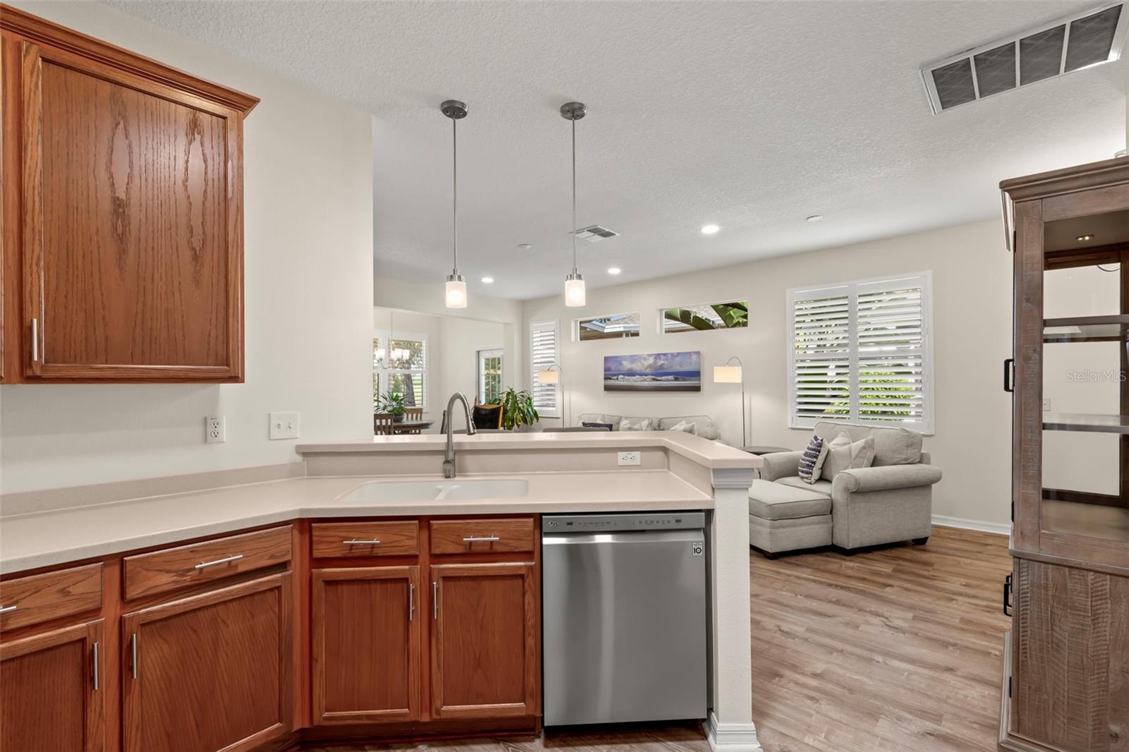 1916 INVERNESS GREENS DR, SUN CITY CENTER, FL, 33573