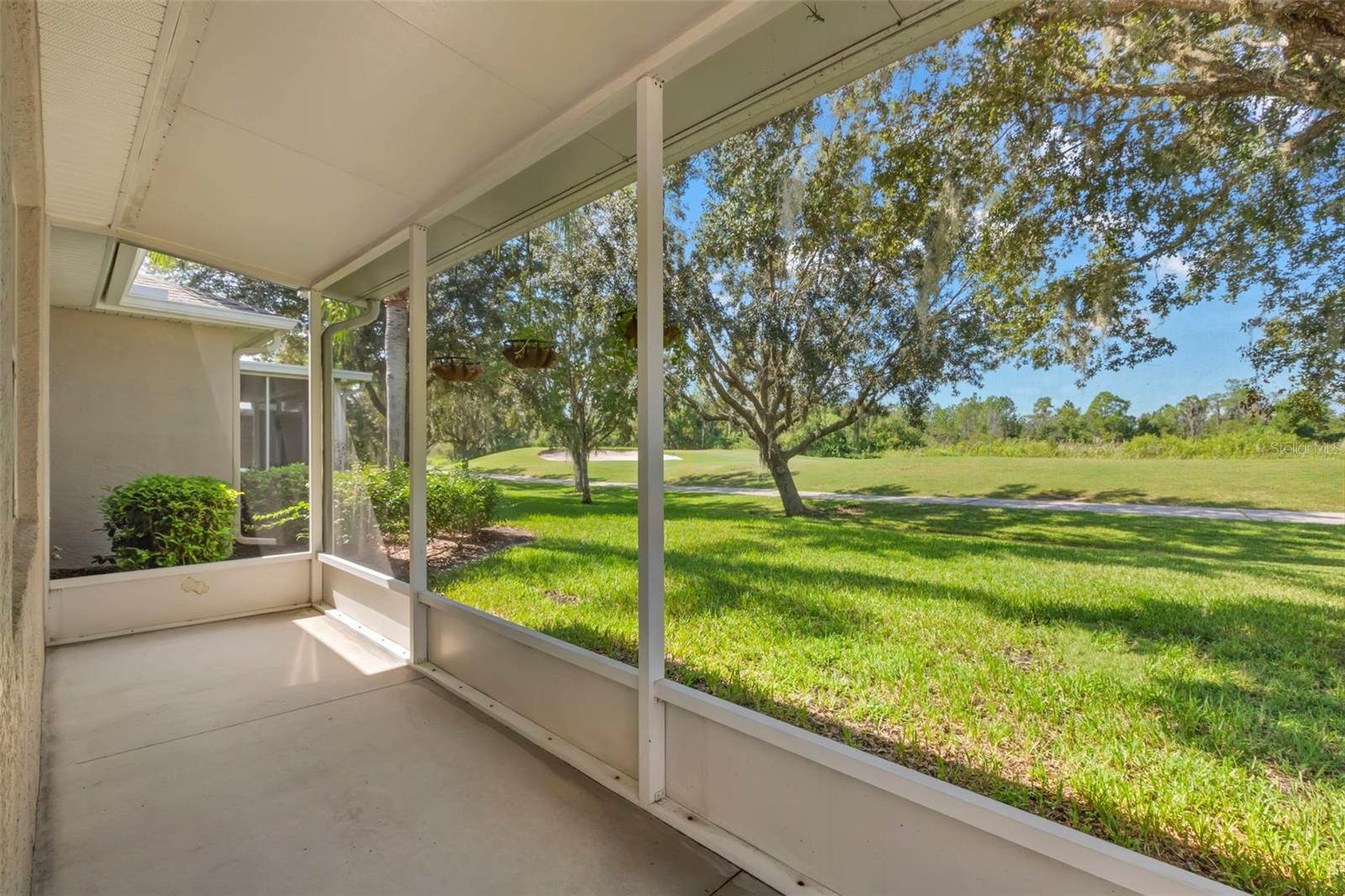 1916 INVERNESS GREENS DR, SUN CITY CENTER, FL, 33573